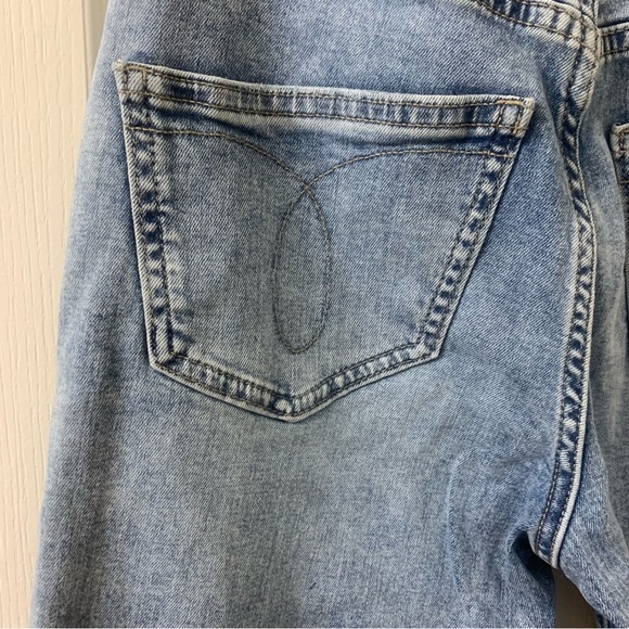 Calvin Klein Size 25 Mom Jeans Size - Picture 7 of 14